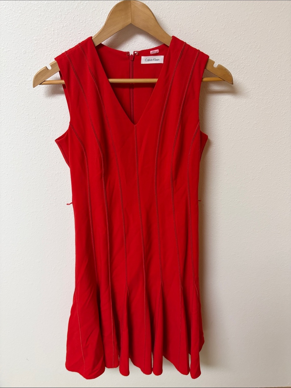 Calvin Klein Red V-Neck Sleeveless Dress fits women’s size s (no size tag)